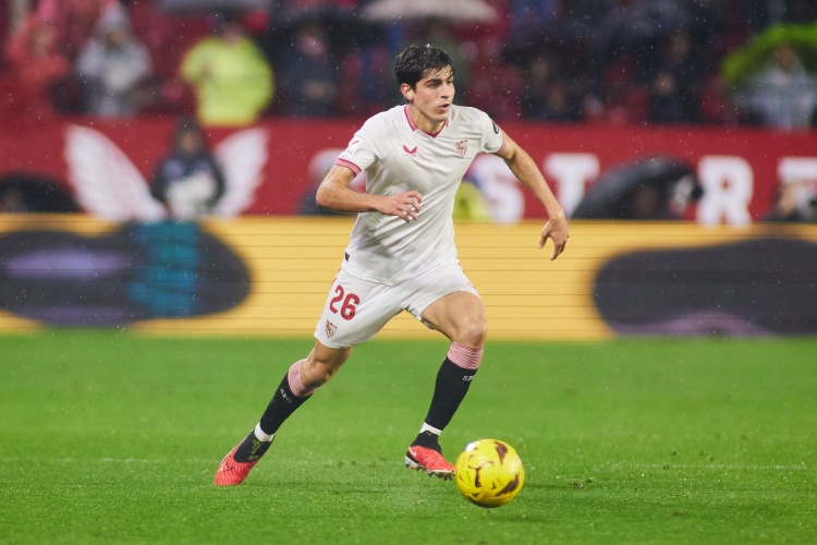 世界杯高清直播下载-记者：尤文有意胡安卢但塞维利亚要价2000万欧，需看是否接受租借